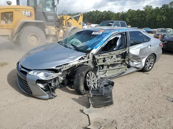 4T1BK1FKXGU573908 2016 TOYOTA CAMRY - Image 1