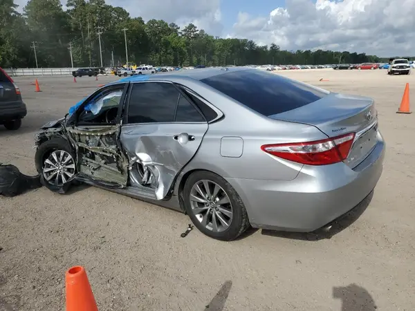 4T1BK1FKXGU573908 2016 TOYOTA CAMRY - Image 2