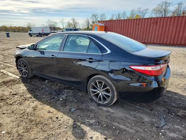 4T1BK1FKXGU574492 2016 TOYOTA CAMRY - Image 2