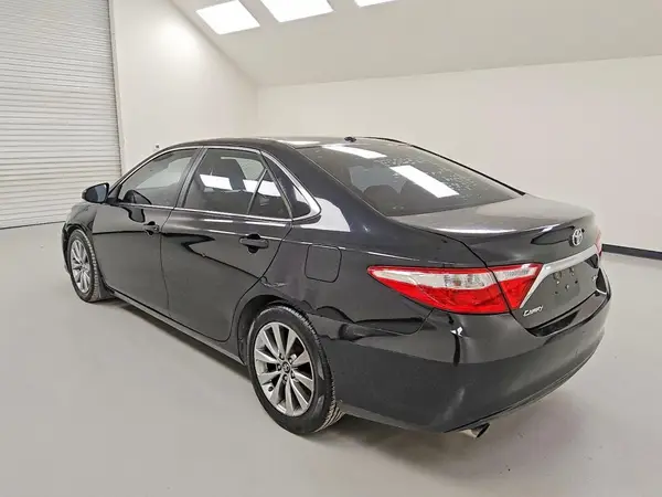 4T1BK1FKXGU574640 2016 TOYOTA CAMRY - Image 2