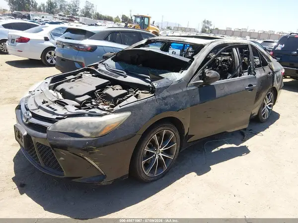 4T1BK1FKXHU578236 2017 TOYOTA CAMRY - Image 2