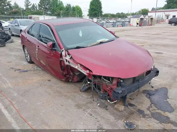 4T1BK1FKXHU578270 2017 TOYOTA CAMRY - Image 1