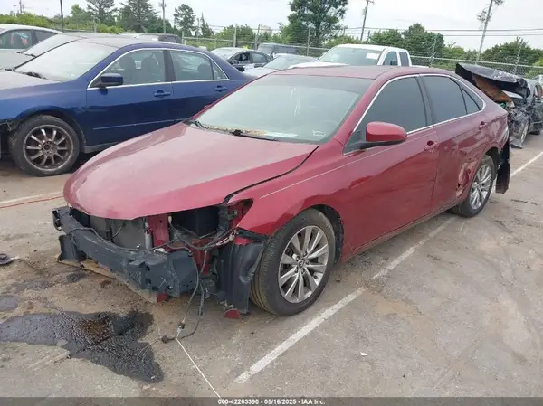 4T1BK1FKXHU578270 2017 TOYOTA CAMRY - Image 2