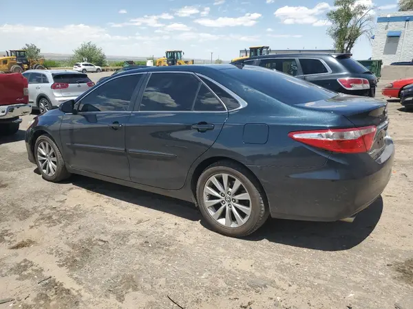 4T1BK1FKXHU581136 2017 TOYOTA CAMRY - Image 2