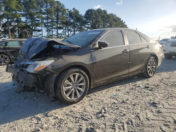 4T1BK1FKXHU581959 2017 TOYOTA CAMRY - Image 1