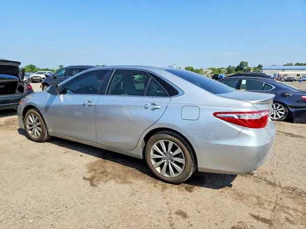 4T1BK1FKXHU583081 2017 TOYOTA CAMRY - Image 2