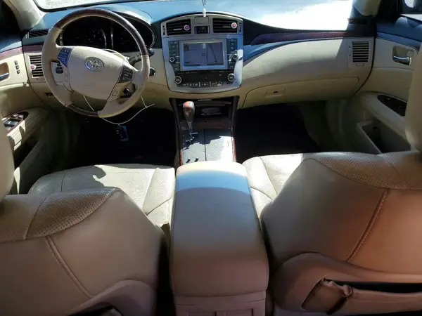 4T1BK3DB2CU472872 2025 TOYOTA AVALON - Image 8