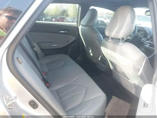 4T1BZ1FB0KU031057 2019 TOYOTA AVALON - Image 8