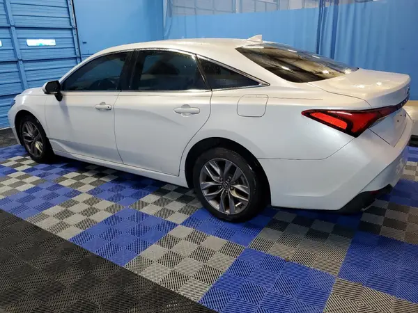 4T1BZ1FB0KU034783 2019 TOYOTA AVALON - Image 2