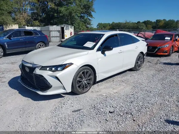 4T1BZ1FB0KU036954 2019 TOYOTA AVALON - Image 2