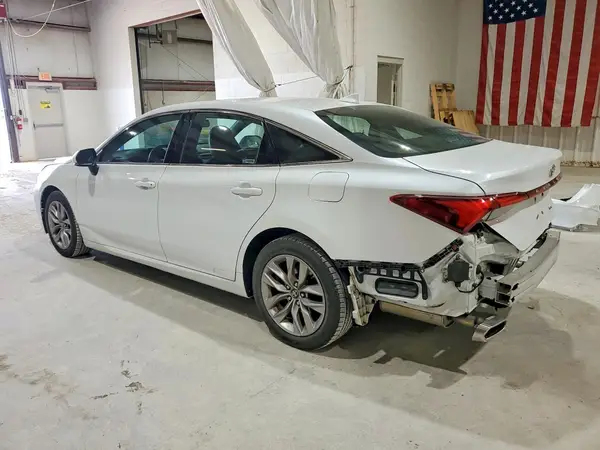 4T1BZ1FB1KU007561 2019 TOYOTA AVALON - Image 2