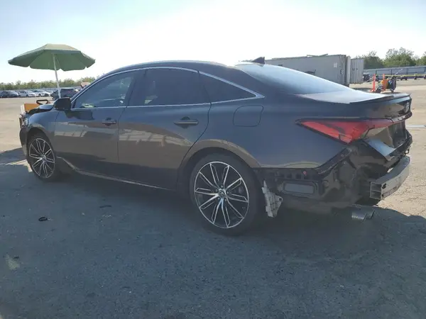 4T1BZ1FB1KU010203 2019 TOYOTA AVALON - Image 2