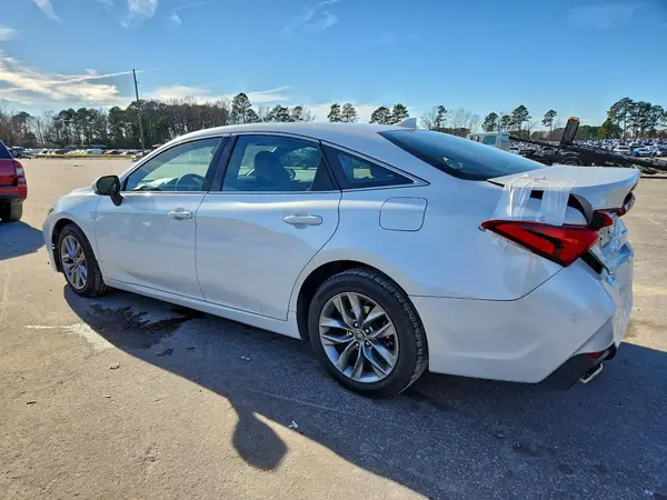 4T1BZ1FB1KU023081 2019 TOYOTA AVALON - Image 2