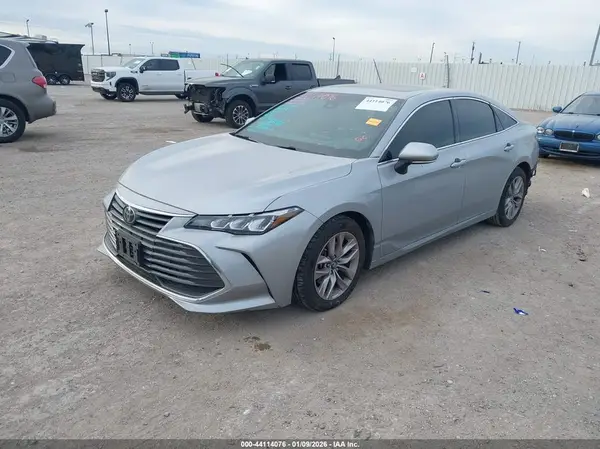 4T1BZ1FB1KU026269 2019 TOYOTA AVALON - Image 2