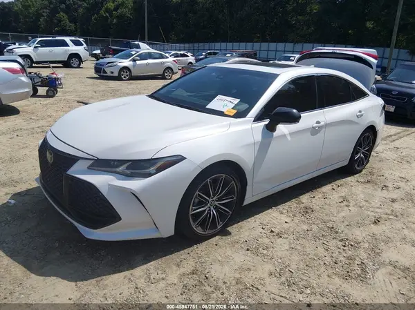 2019 TOYOTA AVALON IAAI lot 45947751 auction photo 2