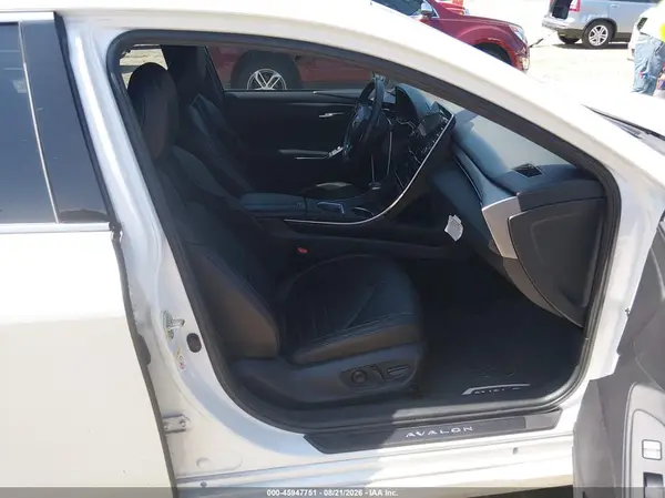 2019 TOYOTA AVALON IAAI lot 45947751 auction photo 5