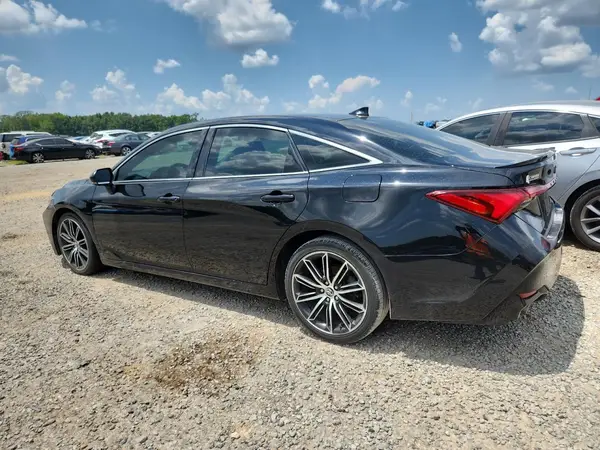 4T1BZ1FB2KU002871 2019 TOYOTA AVALON - Image 2