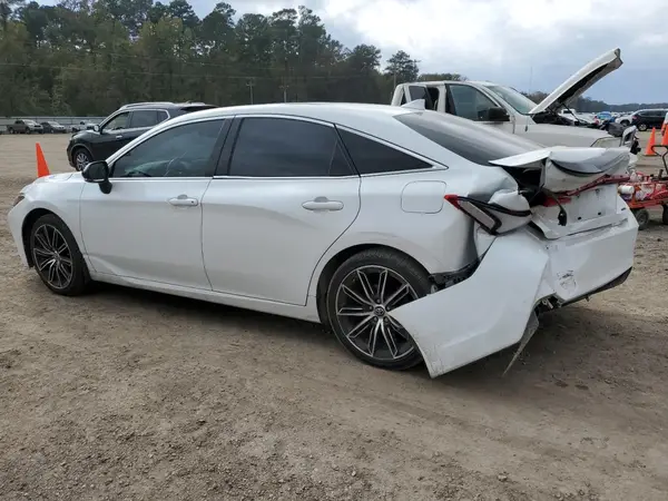 4T1BZ1FB2KU013997 2019 TOYOTA AVALON - Image 2