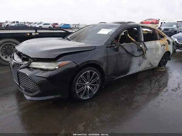 4T1BZ1FB2KU015832 2019 TOYOTA AVALON - Image 2