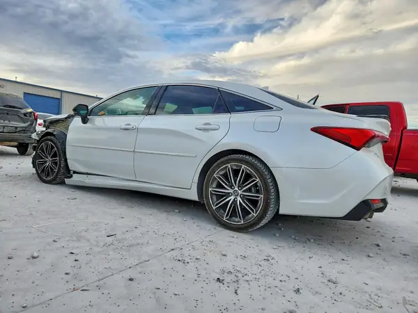 4T1BZ1FB2KU030041 2019 TOYOTA AVALON - Image 2