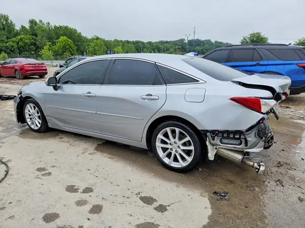 4T1BZ1FB3KU007111 2019 TOYOTA AVALON - Image 2