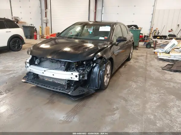 4T1BZ1FB3KU011174 2019 TOYOTA AVALON - Image 2