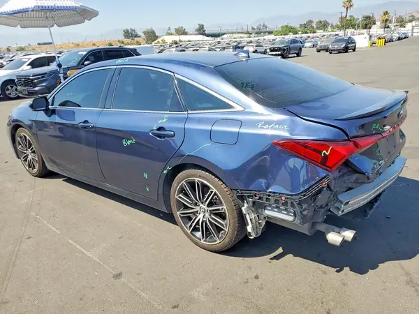 4T1BZ1FB3KU012745 2019 TOYOTA AVALON - Image 2