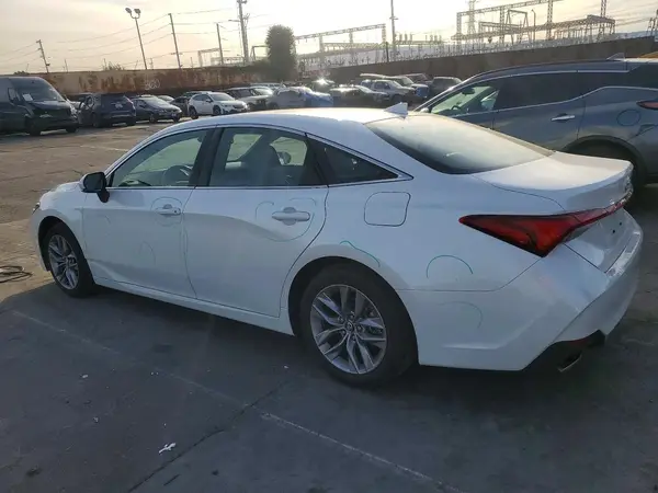 4T1BZ1FB3KU032025 2019 TOYOTA AVALON - Image 2