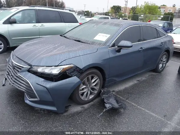 4T1BZ1FB3KU033885 2019 TOYOTA AVALON - Image 2