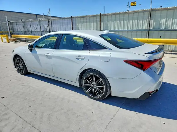 4T1BZ1FB3KU035801 2019 TOYOTA AVALON - Image 2