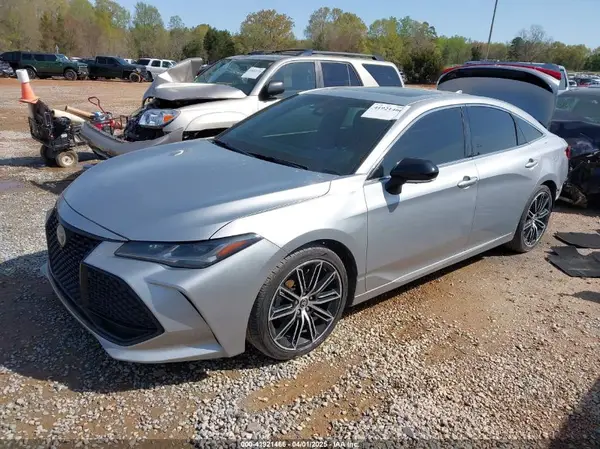 4T1BZ1FB4KU004069 2019 TOYOTA AVALON - Image 2