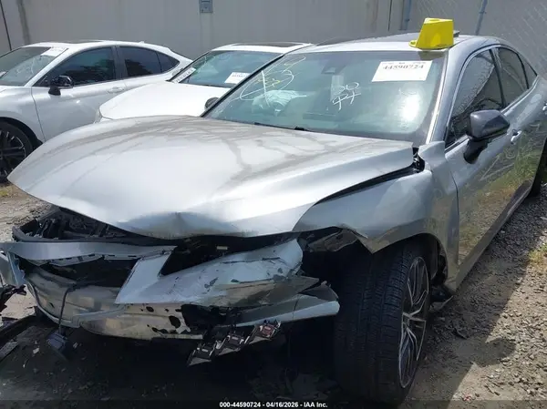 4T1BZ1FB4KU024452 2019 TOYOTA AVALON - Image 2