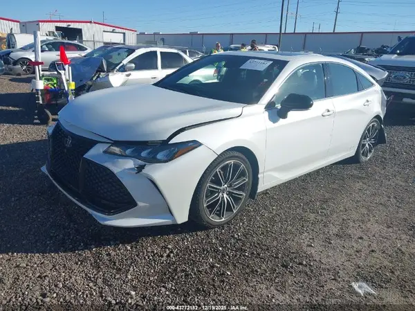 4T1BZ1FB4KU034639 2019 TOYOTA AVALON - Image 2