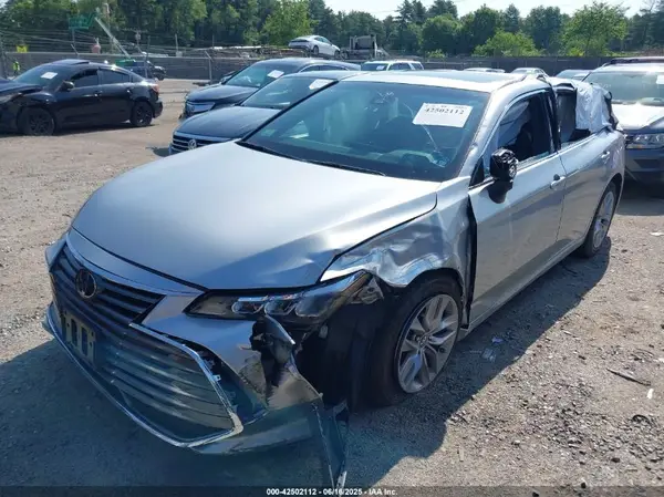 4T1BZ1FB5KU005103 2019 TOYOTA AVALON - Image 2