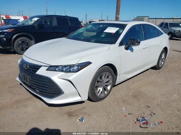 4T1BZ1FB5KU005618 2019 TOYOTA AVALON - Image 2