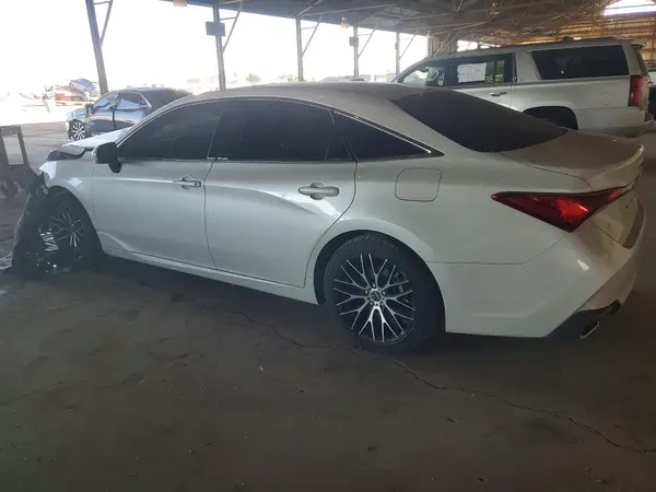 4T1BZ1FB5KU025609 2019 TOYOTA AVALON - Image 2