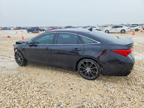 4T1BZ1FB5KU031880 2019 TOYOTA AVALON - Image 2