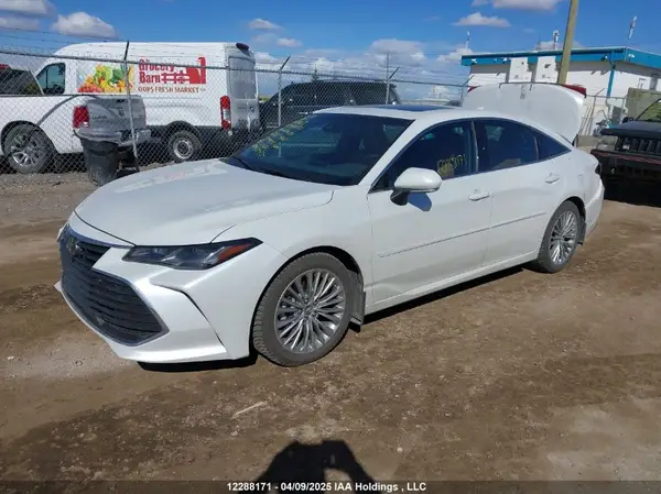 4T1BZ1FB6KU002565 2019 TOYOTA AVALON - Image 2