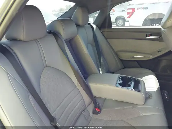 4T1BZ1FB6KU004204 2019 TOYOTA AVALON - Image 8