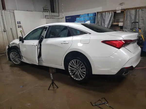 4T1BZ1FB6KU006048 2019 TOYOTA AVALON - Image 2