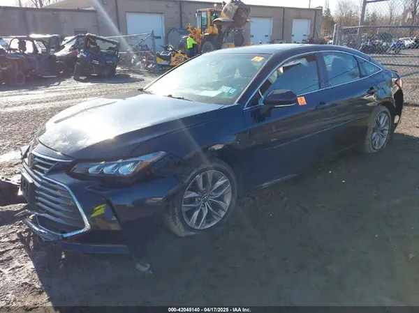 4T1BZ1FB6KU013940 2019 TOYOTA AVALON - Image 2