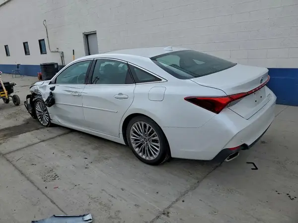 4T1BZ1FB6KU022962 2019 TOYOTA AVALON - Image 2