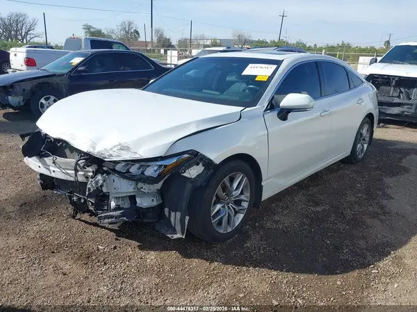 4T1BZ1FB7KU022811 2019 TOYOTA AVALON - Image 2