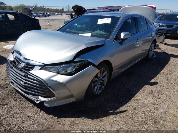 4T1BZ1FB8KU002860 2019 TOYOTA AVALON - Image 2