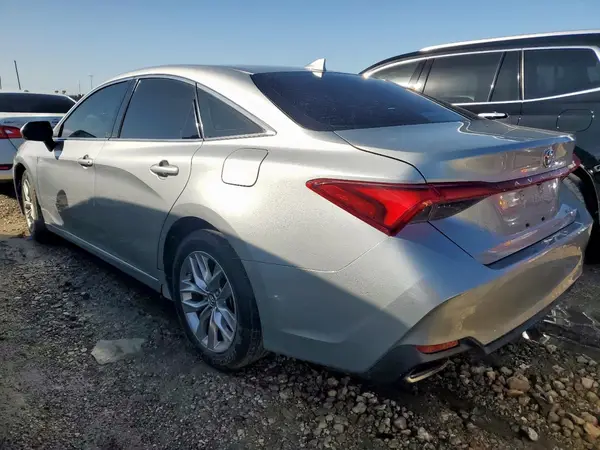 4T1BZ1FB8KU003779 2019 TOYOTA AVALON - Image 2