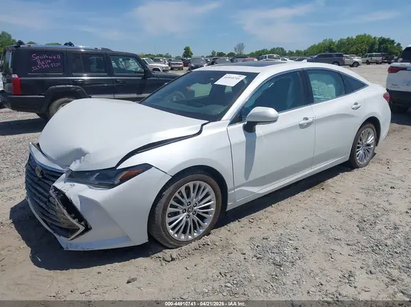 4T1BZ1FB8KU018282 2019 TOYOTA AVALON - Image 2