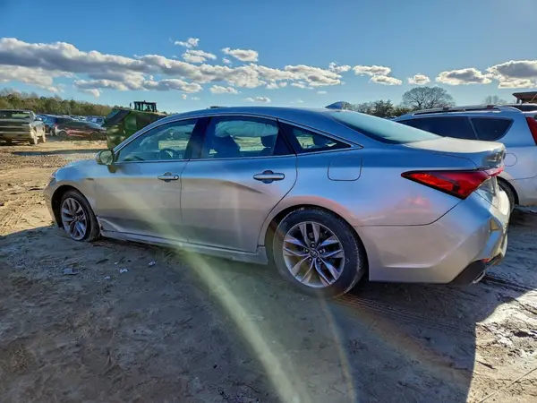 4T1BZ1FB8KU030061 2019 TOYOTA AVALON - Image 2
