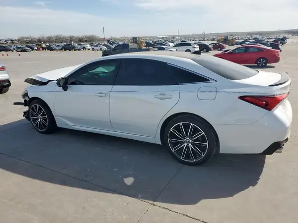 4T1BZ1FB8KU033798 2019 TOYOTA AVALON - Image 2