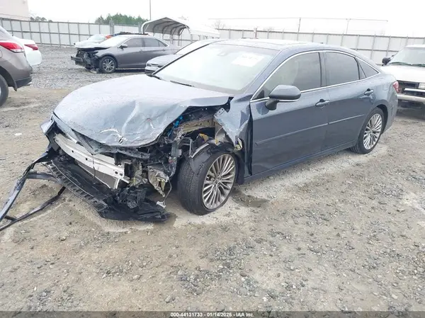 4T1BZ1FB8KU034787 2019 TOYOTA AVALON - Image 2
