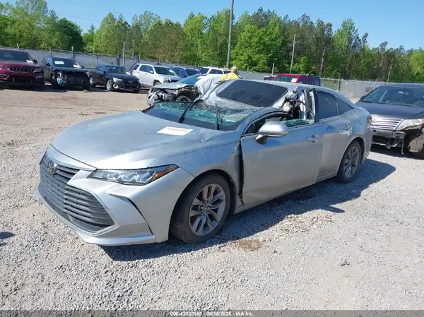 4T1BZ1FB9KU004259 2019 TOYOTA AVALON - Image 2